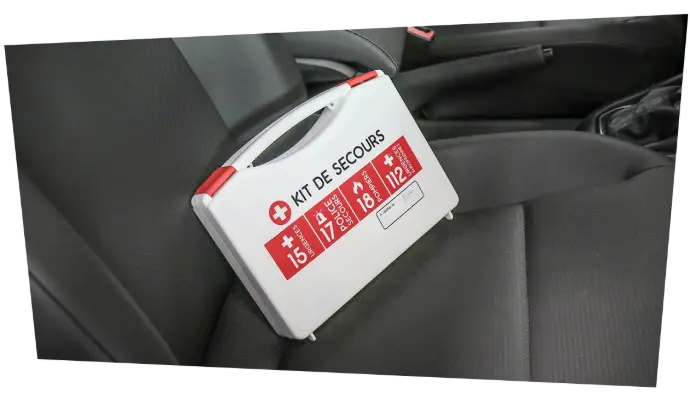 Assurez les premiers soins en cas d'urgence avec la trousse de secours pour voiture