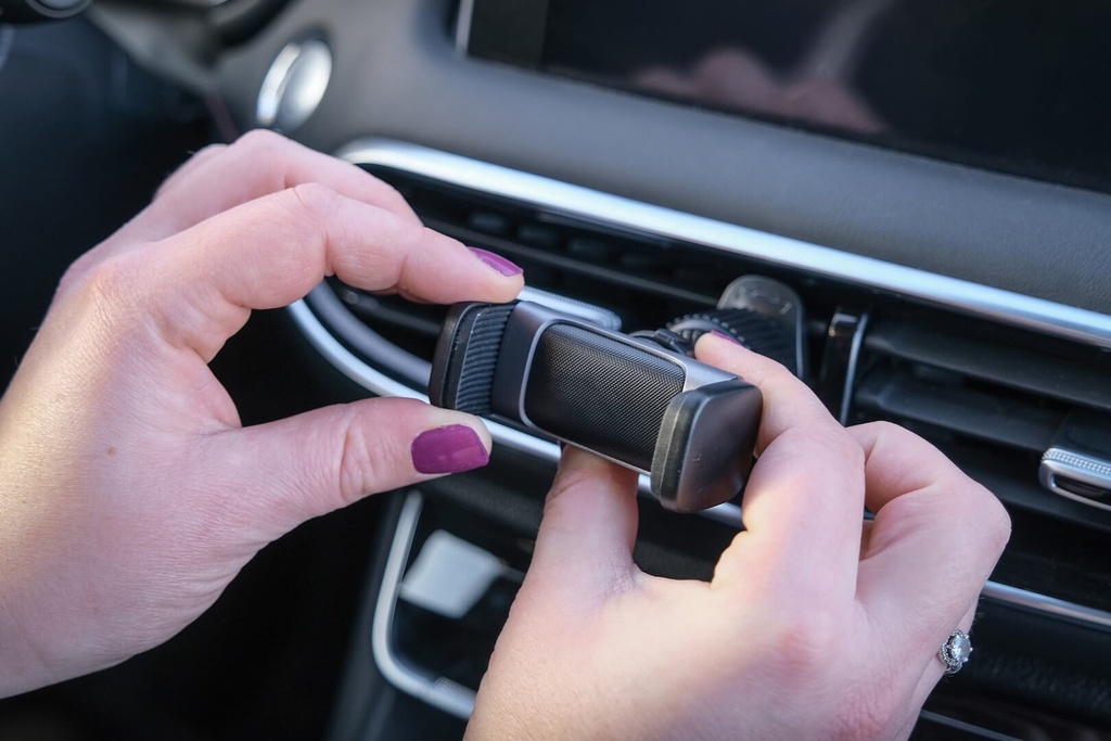 Support smartphone à mâchoire sur aérateur