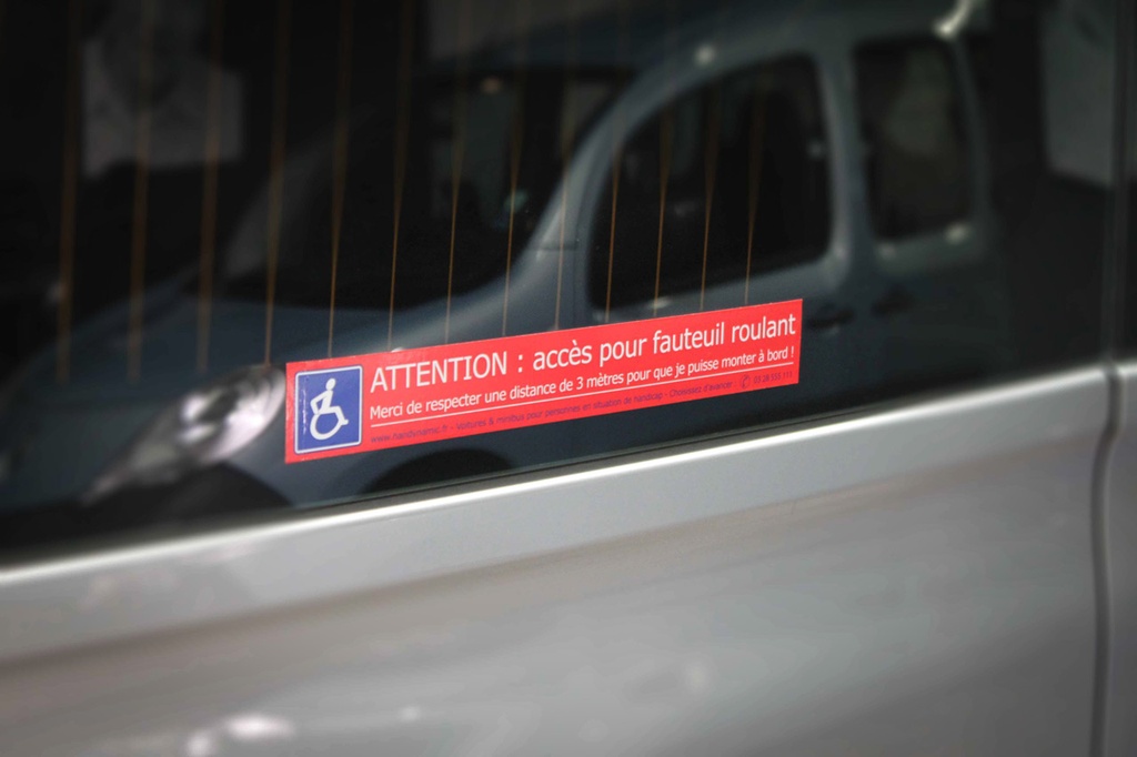 Autocollant attention fauteuil roulant