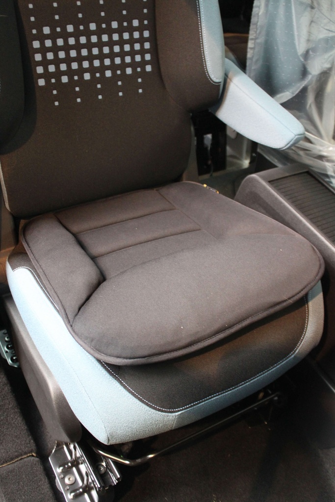 Assise grand confort pour la voiture
