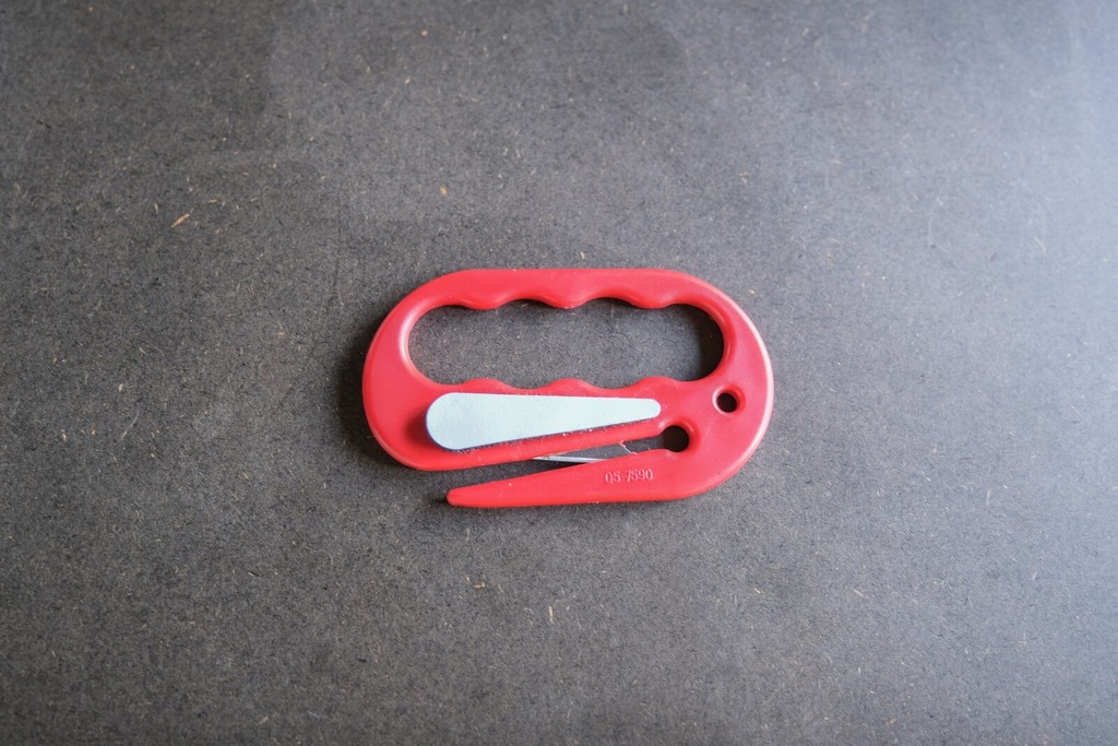 Coupe ceinture d'urgence
