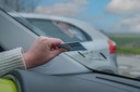 Support pour carte de stationnement handicap