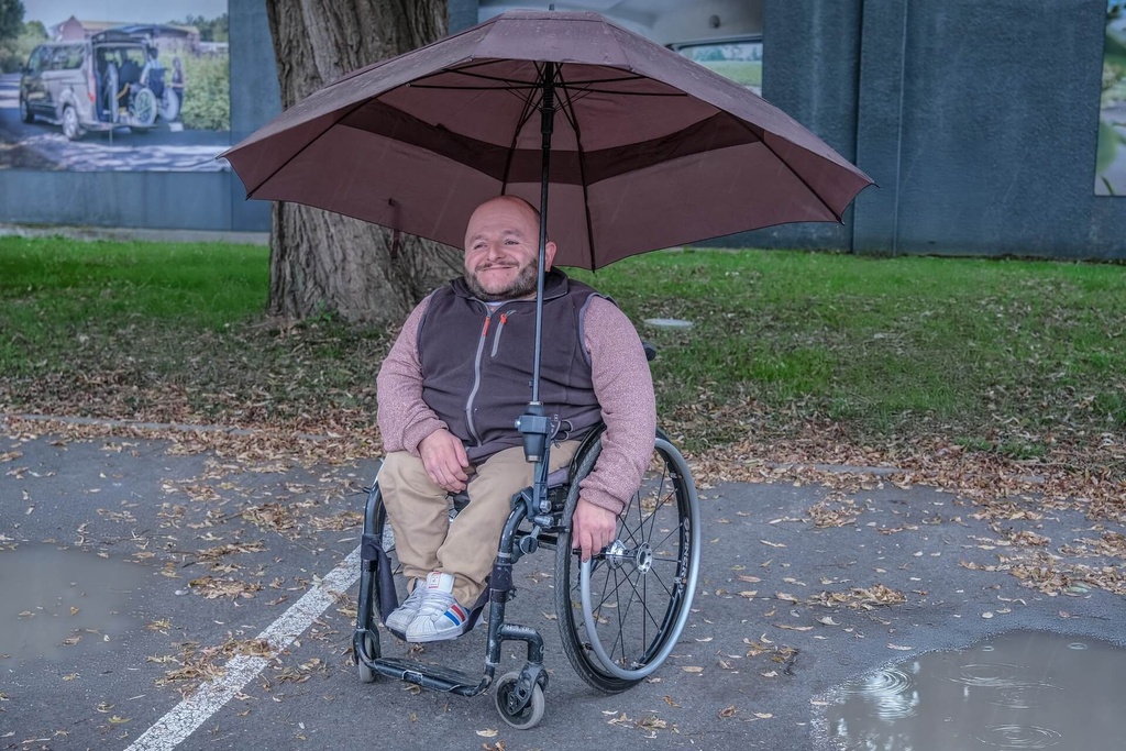 Porte-parapluie universel