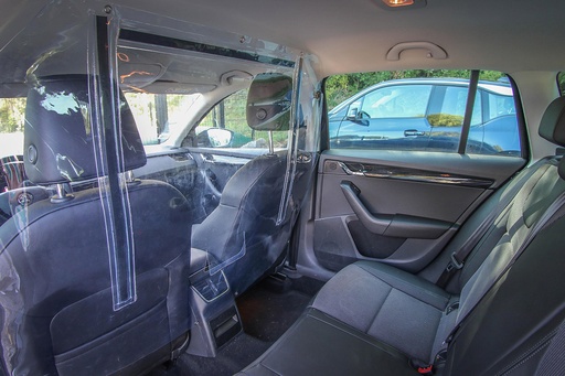 Paroi de protection souple pour voiture